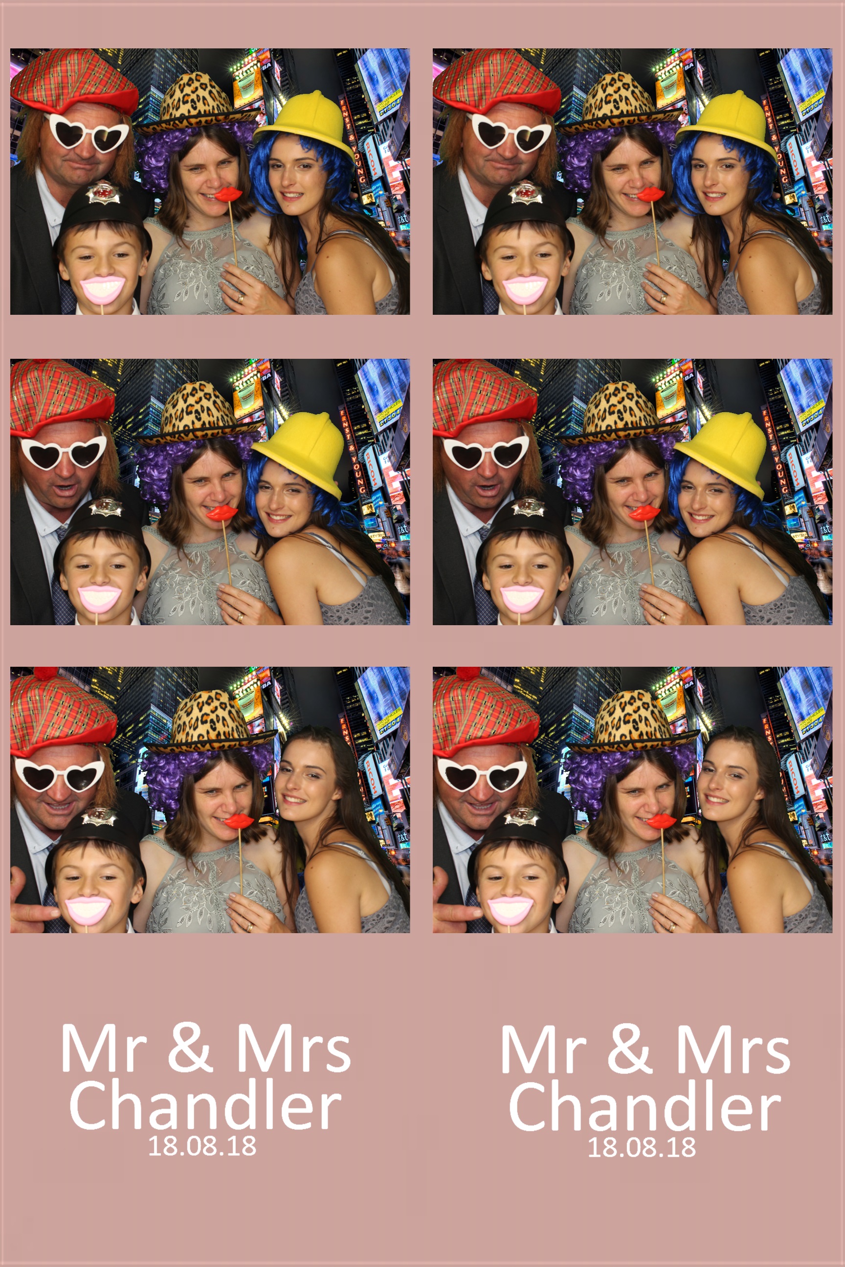 Laura and Tom's wedding | View more photos from the event at images.mobile-photo-booth.com/u/MobilePhotoBoothUK/Laura-and-Toms-wedding